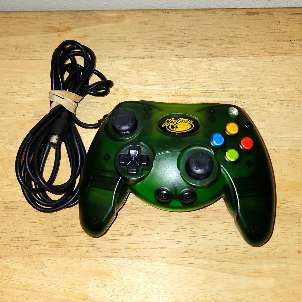 Mad Catz Green Wired Controller For Original Xbox #4516 - Picture 4 of 5